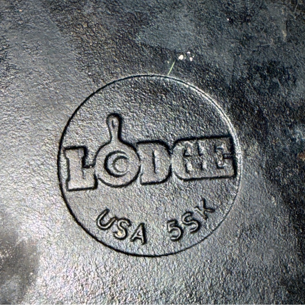 Lodge Cast Iron Skillet USA 5SK